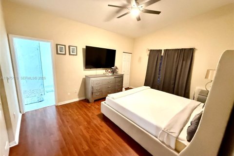 Купить виллу или дом в Мирамар, Флорида 4 спальни, 180.6м2, № 2043442 - фото 21