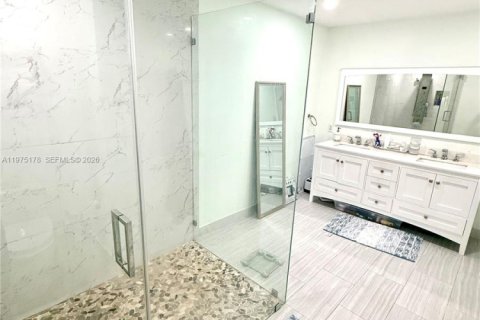 Купить виллу или дом в Мирамар, Флорида 4 спальни, 180.6м2, № 2043442 - фото 22