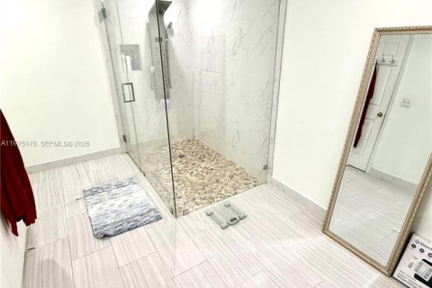 Купить виллу или дом в Мирамар, Флорида 4 спальни, 180.6м2, № 2043442 - фото 23