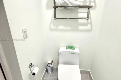 Купить виллу или дом в Мирамар, Флорида 4 спальни, 180.6м2, № 2043442 - фото 27