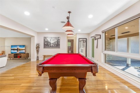 Casa en venta en Fort Lauderdale, Florida, 4 dormitorios, 218.6 m2 № 1730783 - foto 6
