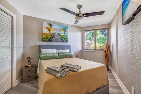 Casa en venta en Fort Lauderdale, Florida, 4 dormitorios, 218.6 m2 № 1730783 - foto 22
