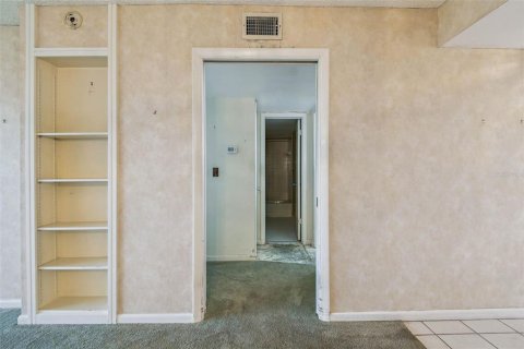 Купить кондоминиум в Клируотер, Флорида 6 комнат, 97.55м2, № 1870254 - фото 21