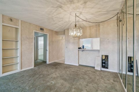 Купить кондоминиум в Клируотер, Флорида 6 комнат, 97.55м2, № 1870254 - фото 15