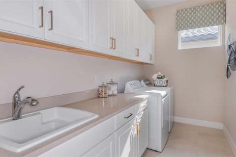 Villa ou maison à vendre à Punta Gorda, Floride: 3 chambres, 195.09 m2 № 1536573 - photo 7
