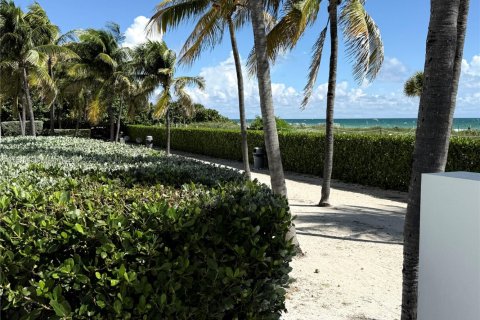 Copropriété à vendre à Miami Beach, Floride: 2 chambres, 87.14 m2 № 1946586 - photo 19
