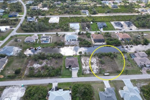 Terreno en venta en Port Charlotte, Florida № 1521037 - foto 2