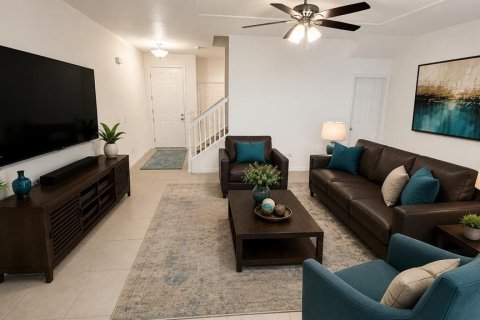 Touwnhouse à vendre à Orlando, Floride: 3 chambres, 151.15 m2 № 2196039 - photo 3