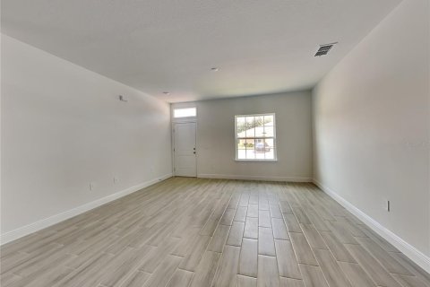 Apartamento en alquiler en Kissimmee, Florida, 2 dormitorios, 98.01 m2 № 1769198 - foto 2