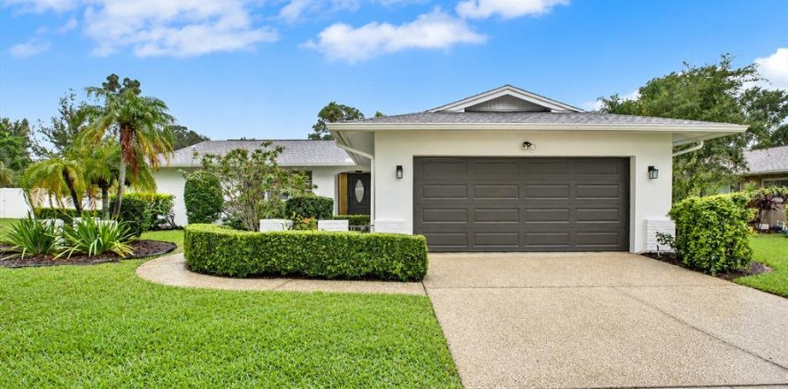 Villa ou maison à Clearwater, Floride 3 chambres, 150.69 m2 № 2410340