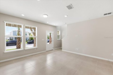 Touwnhouse à louer à Winter Garden, Floride: 3 chambres, 144.28 m2 № 2418733 - photo 6