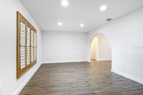 Casa en venta en Port Charlotte, Florida, 4 dormitorios, 170.38 m2 № 1795495 - foto 4