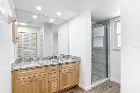 Casa en venta en Port Charlotte, Florida, 4 dormitorios, 170.38 m2 № 1795495 - foto 22