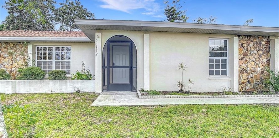 Casa en Port Charlotte, Florida 4 dormitorios, 170.38 m2 № 1795495