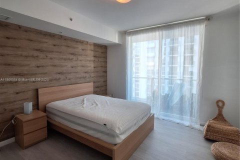 Condo in Miami, Florida, 1 bedroom № 2076742 - photo 18