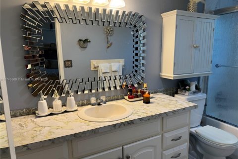 Condominio en venta en Lauderhill, Florida, 2 dormitorios, 110.09 m2 № 1874400 - foto 16