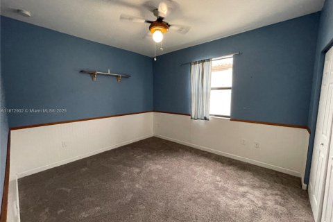 Casa en alquiler en Cutler Bay, Florida, 5 dormitorios, 270.9 m2 № 1897704 - foto 21