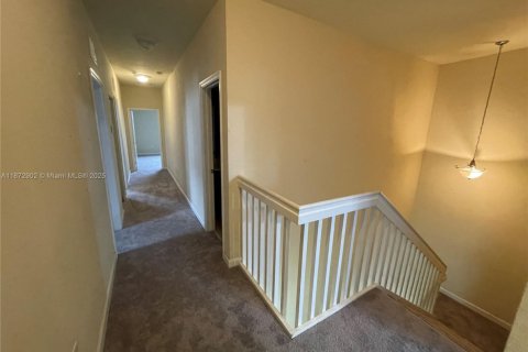 Casa en alquiler en Cutler Bay, Florida, 5 dormitorios, 270.9 m2 № 1897704 - foto 18