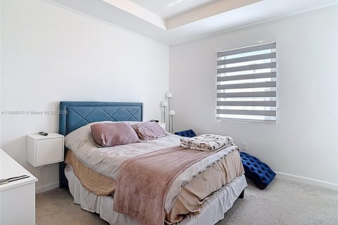 Townhouse in Miami Gardens, Florida 3 bedrooms, 124.86 sq.m. № 1845493 - photo 22