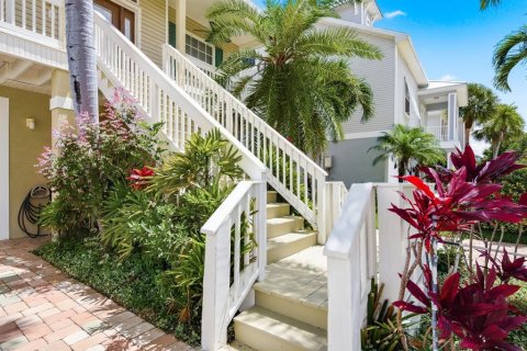 Casa en venta en Palm Harbor, Florida, 3 dormitorios, 179.12 m2 № 2110564 - foto 5