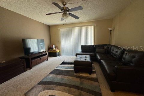 Condominio en alquiler en Gainesville, Florida, 2 dormitorios, 88.26 m2 № 1918157 - foto 7