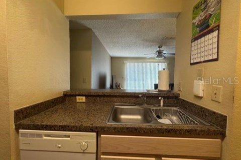 Condominio en alquiler en Gainesville, Florida, 2 dormitorios, 88.26 m2 № 1918157 - foto 4