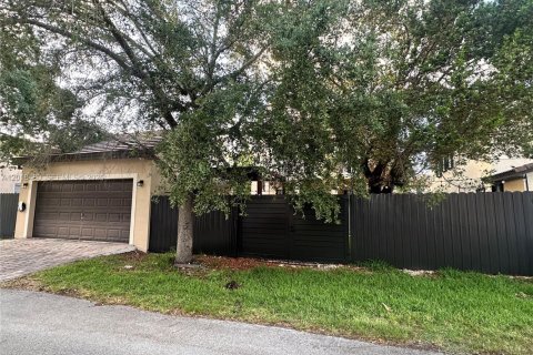 House in Homestead, Florida 4 bedrooms, 222.97 sq.m. № 2073704 - photo 26
