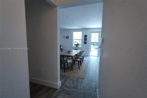 House in Homestead, Florida 4 bedrooms, 222.97 sq.m. № 2073704 - photo 17
