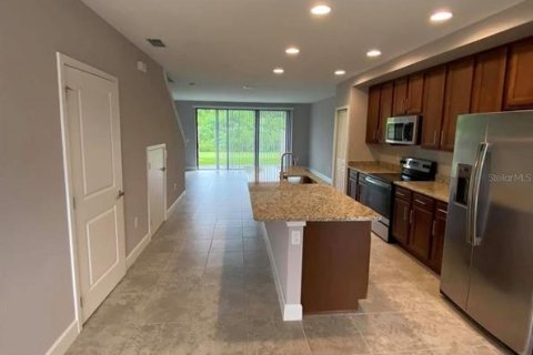 Touwnhouse à louer à Kissimmee, Floride: 3 chambres, 147.81 m2 № 2378068 - photo 10