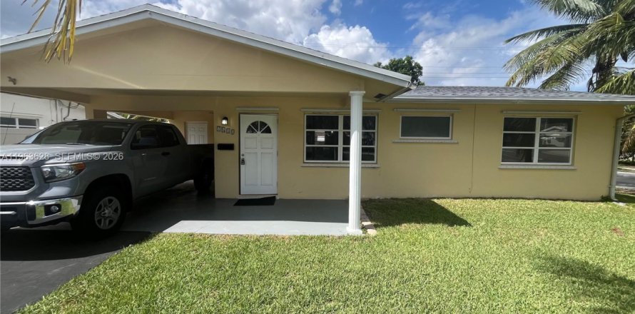 Villa ou maison à Tamarac, Floride 3 chambres, 121.05 m2 № 2025613