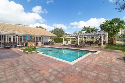 Casa en venta en Coral Springs, Florida, 5 dormitorios, 255.11 m2 № 2007829 - foto 2