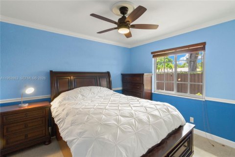 Casa en venta en Coral Springs, Florida, 5 dormitorios, 255.11 m2 № 2007829 - foto 29