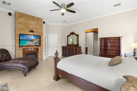 Casa en venta en Coral Springs, Florida, 5 dormitorios, 255.11 m2 № 2007829 - foto 24