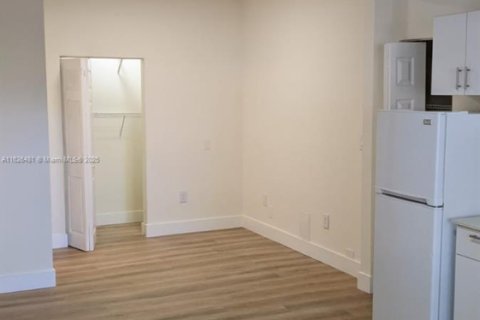 Apartamento en alquiler en Hollywood, Florida, 55.74 m2 № 1859936 - foto 14