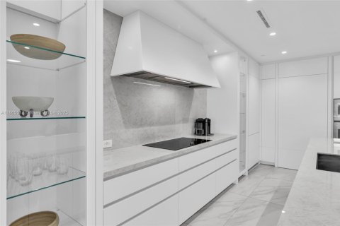 Купить кондоминиум в Бока-Ратон, Флорида 2 спальни, 240.43м2, № 1980903 - фото 7