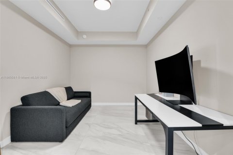 Купить кондоминиум в Бока-Ратон, Флорида 2 спальни, 240.43м2, № 1980903 - фото 13