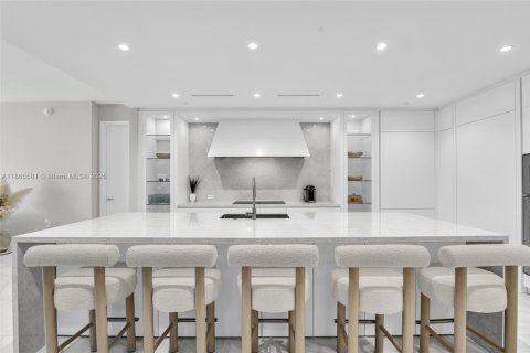 Купить кондоминиум в Бока-Ратон, Флорида 2 спальни, 240.43м2, № 1980903 - фото 4