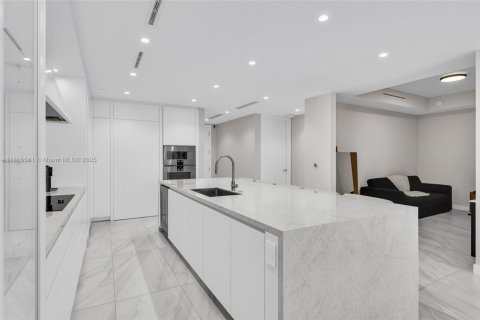 Купить кондоминиум в Бока-Ратон, Флорида 2 спальни, 240.43м2, № 1980903 - фото 8