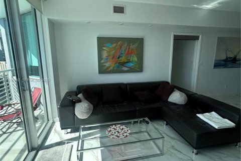 Condominio en alquiler en Miami, Florida, 2 dormitorios, 113.99 m2 № 1942584 - foto 5