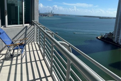 Condominio en alquiler en Miami, Florida, 2 dormitorios, 113.99 m2 № 1942584 - foto 4