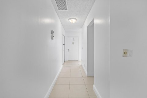 Copropriété à vendre à Delray Beach, Floride: 2 chambres, 108.42 m2 № 2146392 - photo 4
