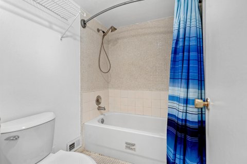 Copropriété à vendre à Delray Beach, Floride: 2 chambres, 108.42 m2 № 2146392 - photo 18