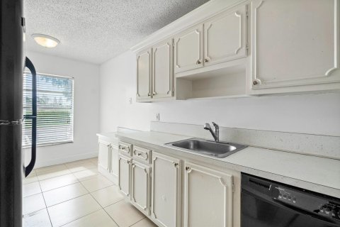 Copropriété à vendre à Delray Beach, Floride: 2 chambres, 108.42 m2 № 2146392 - photo 6