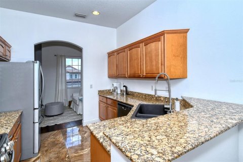 Touwnhouse à louer à Lakewood Ranch, Floride: 3 chambres, 168.34 m2 № 2205548 - photo 16