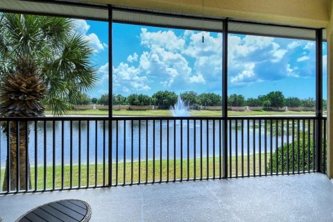 Touwnhouse à louer à Lakewood Ranch, Floride: 3 chambres, 168.34 m2 № 2205548 - photo 6