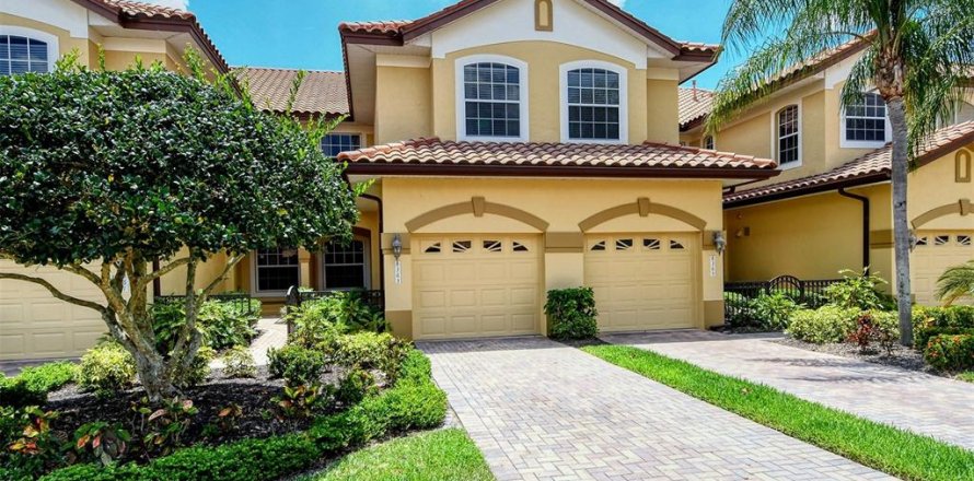 Touwnhouse à Lakewood Ranch, Floride 3 chambres, 168.34 m2 № 2205548