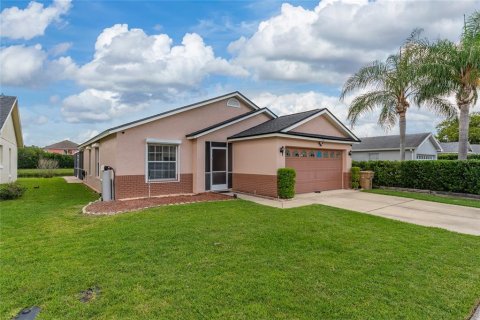 Villa ou maison à louer à Kissimmee, Floride: 3 chambres, 127.93 m2 № 2148893 - photo 2