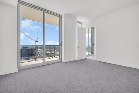 Condo in Saint Petersburg, Florida, 3 bedrooms  № 2145622 - photo 22