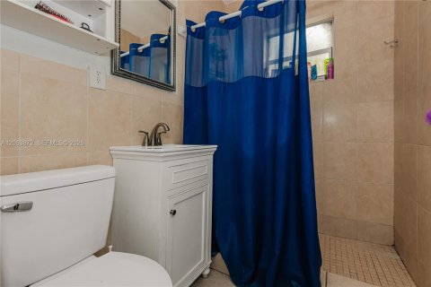 Купить виллу или дом в Хайалиа, Флорида 2 спальни, 72м2, № 2168092 - фото 19