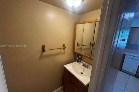 Touwnhouse à louer à Davie, Floride: 2 chambres, 90.95 m2 № 2435756 - photo 4